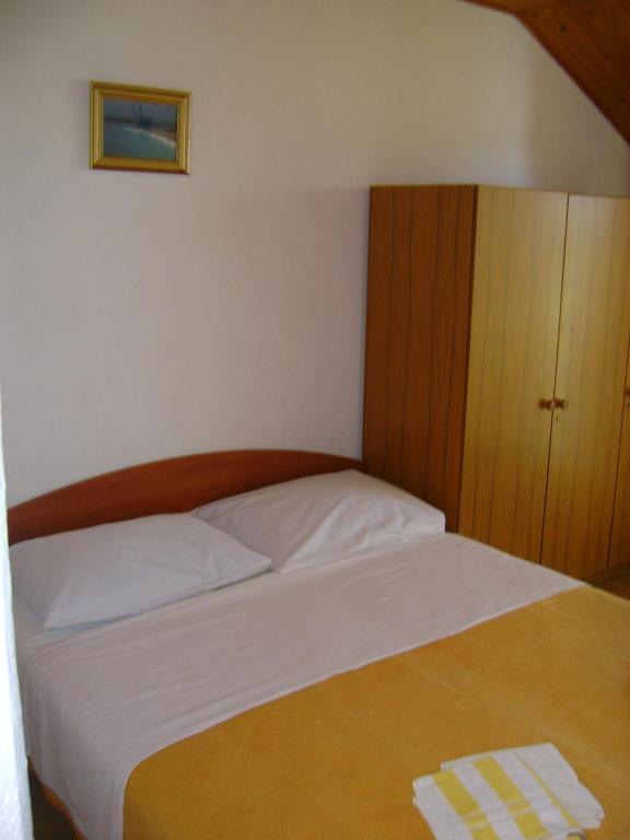 Apartments Mila Bol Room photo