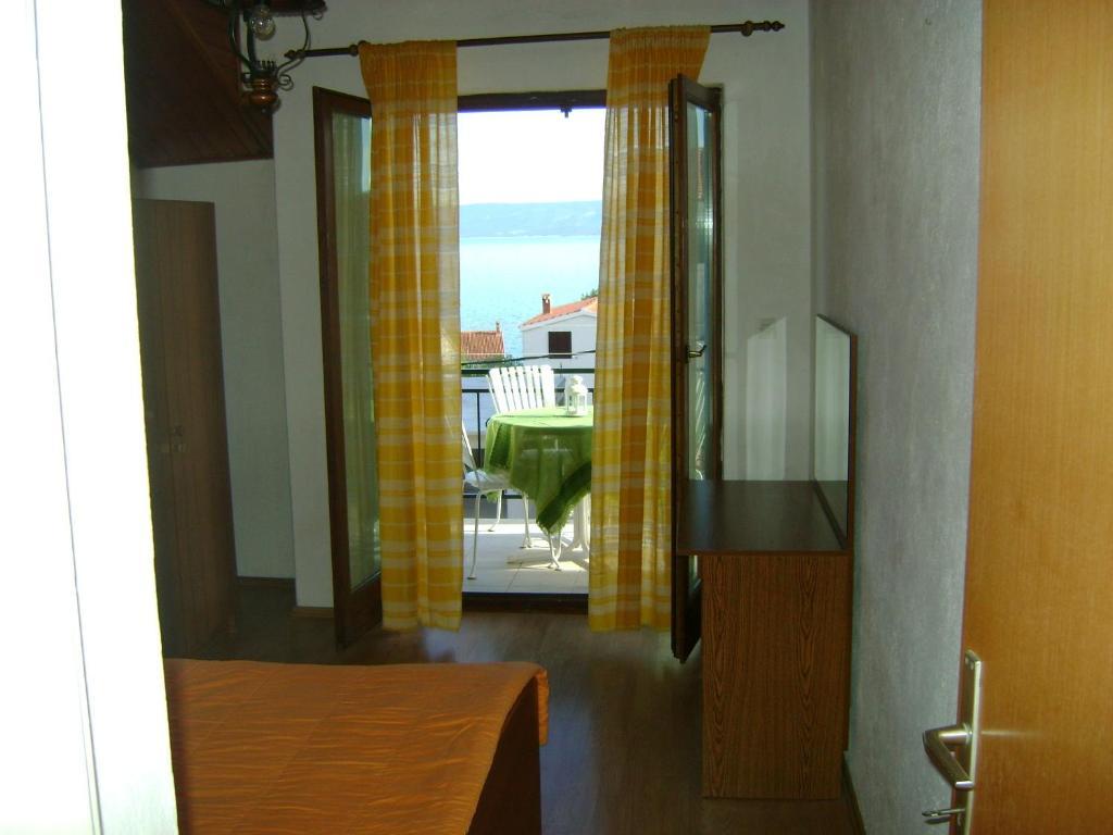Apartments Mila Bol Room photo
